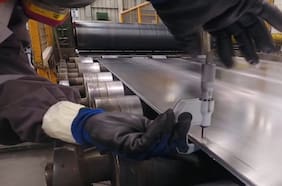 Víctor Petermann se queda con el negocio de ánodos de la estadounidense Ecobat en Arizona