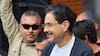 “Gobernar para todo el país”: Iván Cepeda vota en Bogotá confiado de remontar ante De la Espriella