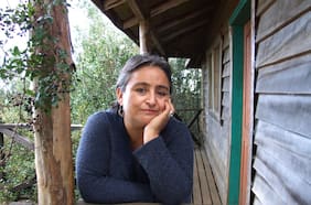 Rosabetty Muñoz: “Cuando la vida que conocemos está amenazada, la poesía tiene su propio correlato”