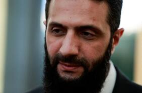 Líder rebelde sirio entrega pistas de lo que será su gobierno: elecciones en cuatro años y nueva Constitución en al menos tres