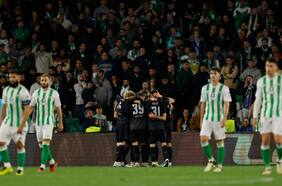 Otra jornada de espanto: Betis cae como local ante el Dinamo de Zagreb en la Conference e hipoteca su permanencia en Europa