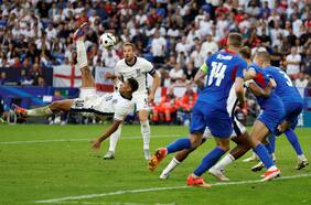 Con una chilena de Bellingham en la última jugada: Inglaterra evita el fracaso ante Eslovaquia y sufre para avanzar en la Euro