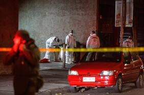 El amplio prontuario policial de uno de los delincuentes abatidos en medio de portonazo frustrado en Santiago