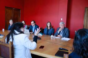 Comisión asesora propone recorte fiscal de US$2.000 millones: la mitad del ajuste es en gratuidad y licencias médicas