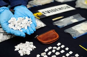 Detienen a adolescente por tráfico de drogas: incautaron más de 3 mil dosis de cocaína de su domicilio en Hualpén