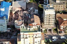 Al menos una persona fallecida: qué se sabe del hotel de diez pisos que se derrumbó en Argentina