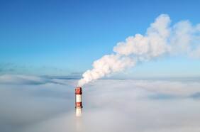 Impuesto Verde: SMA notifica a establecimientos para reportar sus emisiones en el Sistema de Seguimiento Atmosférico