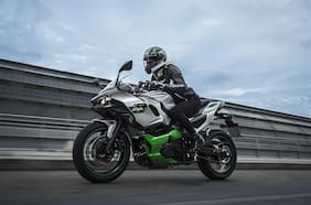 Kawasaki Ninja 7 Hybrid, una motocicleta con nuevas energías y de alto desempeño