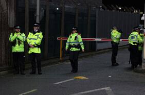 Adolescente británico es condenado a mínimo de 52 años de cárcel por crímenes de niñas