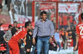 Daniel “Rolfi” Montenegro avisa a Colo Colo: “Almirón no es un entrenador tan cercano a los jugadores; se comunica lo justo y suficiente”