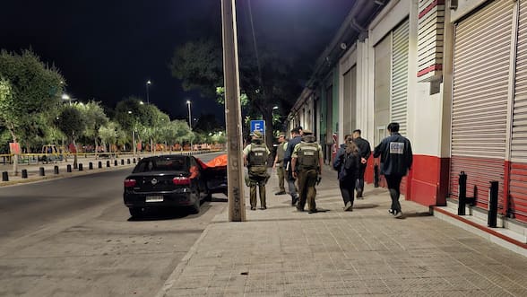 Dos hombres mueren acribillados en cercanías del barrio Meiggs: les dispararon desde otro vehículo