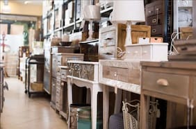 En esto debes fijarte al comprar muebles antiguos o de segunda mano