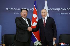 Este fue el lujoso regalo que Vladimir Putin le entregó a Kim Jong-un