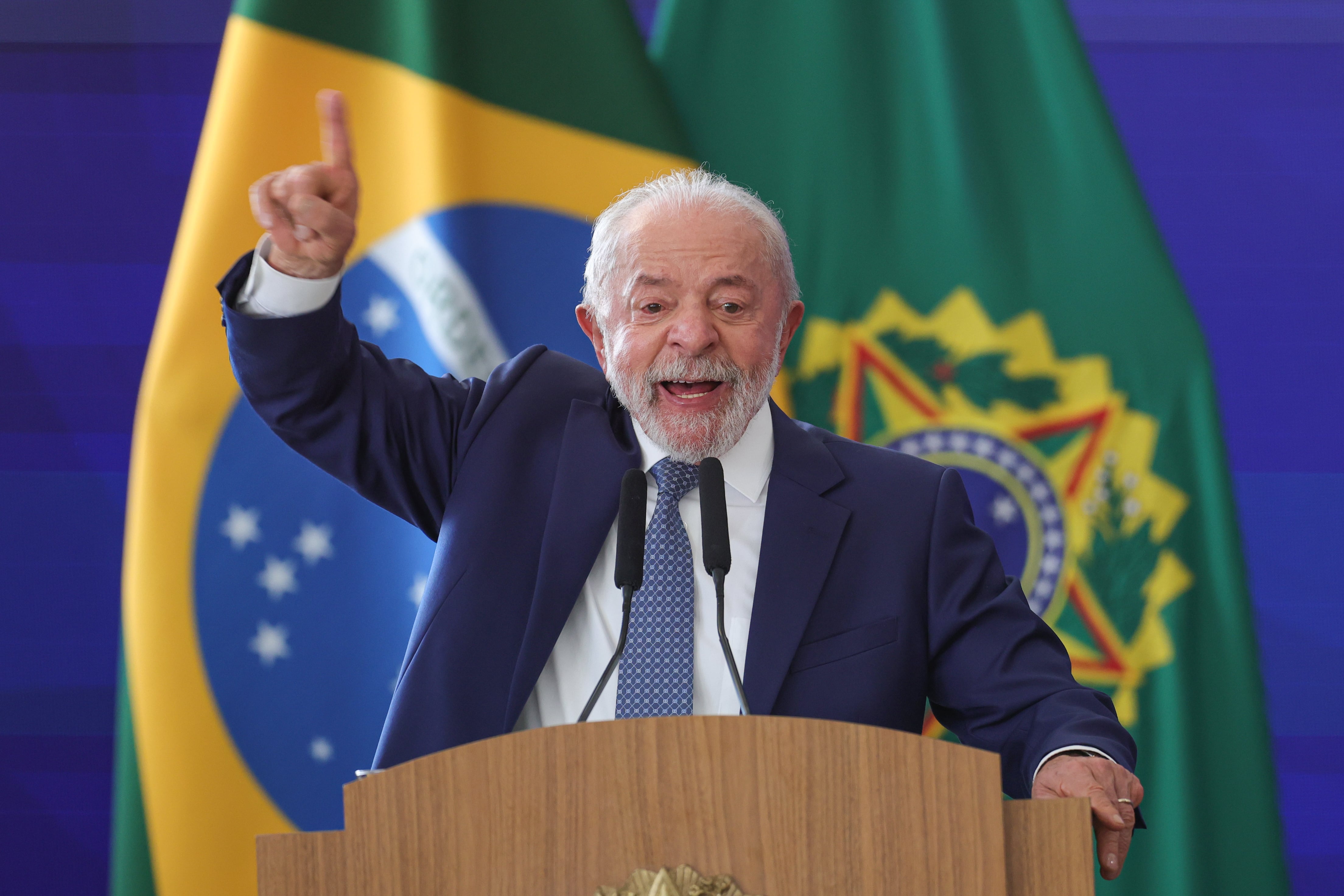 "El primero en hacer teletrabajo en un Mundial": la dura crítica de Lula a Neymar