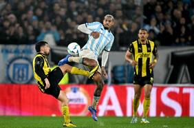 Triunfo heroico: Racing de Gabriel Arias elimina al Peñarol de Brayan Cortés y avanza a cuartos de la Libertadores