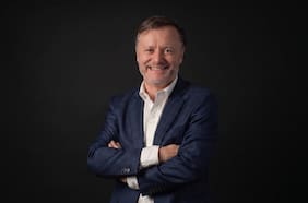 Banco Santander pide la quiebra de empresario Franck Lançon, el “zar de los residuos mineros”