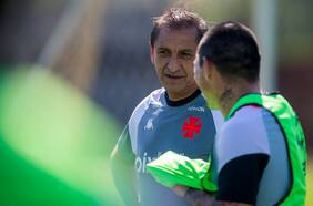 En Brasil aplauden al Pitbull: Vasco da Gama viraliza video que exhibe la garra y la entrega de Gary Medel en sus primeras prácticas