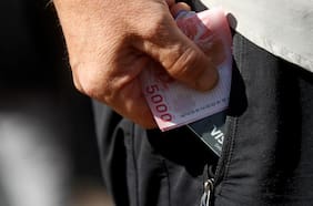 Desempleo, crecimiento y récord en la bolsa: las cifras que dejó la movida semana económica