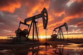 Precios del crudo caen tras anuncio de Trump sobre el petróleo de Venezuela