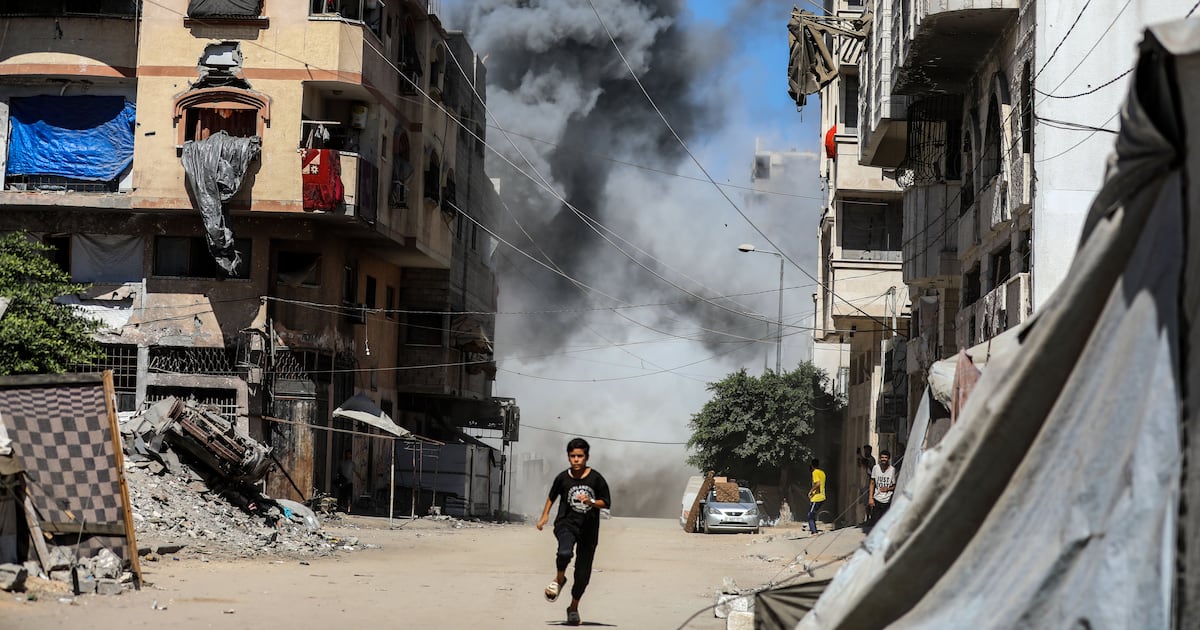 Israel intensifica bombardeos en Gaza mientras EE.UU. reafirma apoyo: un conflicto que se prolonga y polariza la región