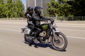 Triumph Scrambler 1200 XC: cuando podamos ir a todos lados, anda acompañado por ella...