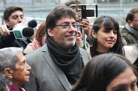 Los siete puntos de Anjuli Tostes, la esposa de Jadue, en defensa del exalcalde tras ser excluido de la carrera parlamentaria