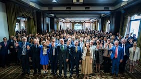 Pérez Mackenna traza sus objetivos en mensaje a funcionarios de la Cancillería: un Chile seguro, confiable y que avanza