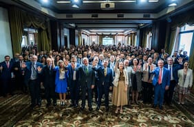 Pérez Mackenna traza sus objetivos en mensaje a funcionarios de la Cancillería: un Chile seguro, confiable y que avanza