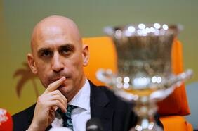 Luis Rubiales renuncia a la Real Federación Española de Fútbol