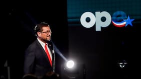 El intenso día después de Quiñenco: Una jornada plena de directorios extraordinarios para reemplazar a Francisco Pérez