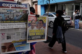 Los últimos movimientos de los candidatos presidenciales ecuatorianos previo al balotaje