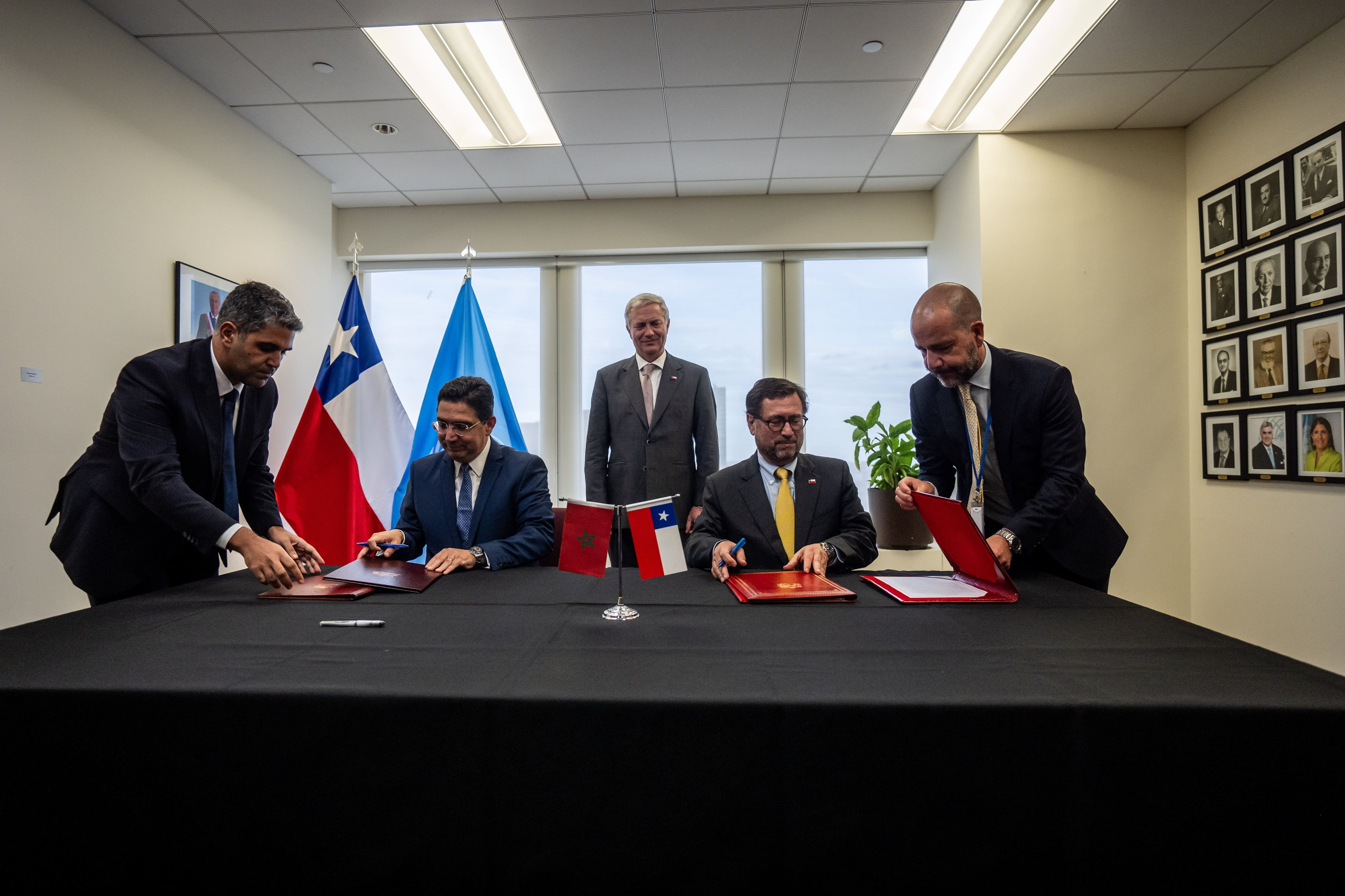 Chile y Marruecos dieron un nuevo paso en su relación bilateral con la firma de los Términos de Referencia (TdR) que servirán como base para iniciar la negociación de un eventual Tratado de Libre Comercio (TLC).