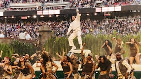 Bad Bunny y una carta de amor urgente en medio del Super Bowl