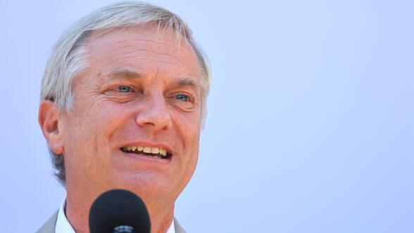 Kast alista cierres de campaña en Santiago y Temuco