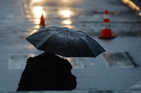 Sistema frontal mantiene 10 alertas rojas: hay dos fallecidos y casi 6 mil personas aisladas