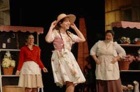 La Pérgola de las Flores: humor, música en vivo y tradición chilena en el Centro Cultural San Ginés