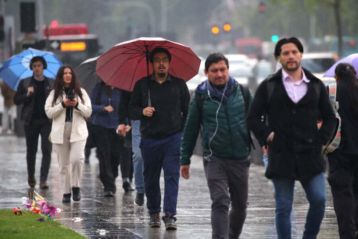 Confirman otro día de lluvia en Santiago: cuándo será y qué esperar del evento