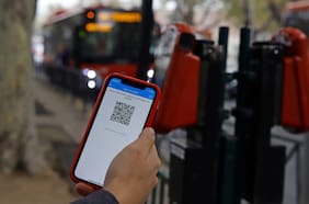 ¿Cuánto cuesta el pasaje en el transporte público en Santiago tras la última alza de este domingo?