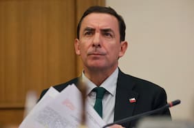 Rabat comenta cambios en comisión de Constitución del Senado y dice esperar que no afecte trámite de agenda de seguridad