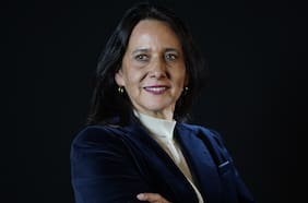 Es la rectora de la principal universidad del país en formar profesores y esta es su dura crítica a los últimos gobiernos