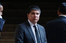 Tribunal decreta prisión preventiva para Manuel Monsalve y da por acreditado delitos de violación y abuso sexual