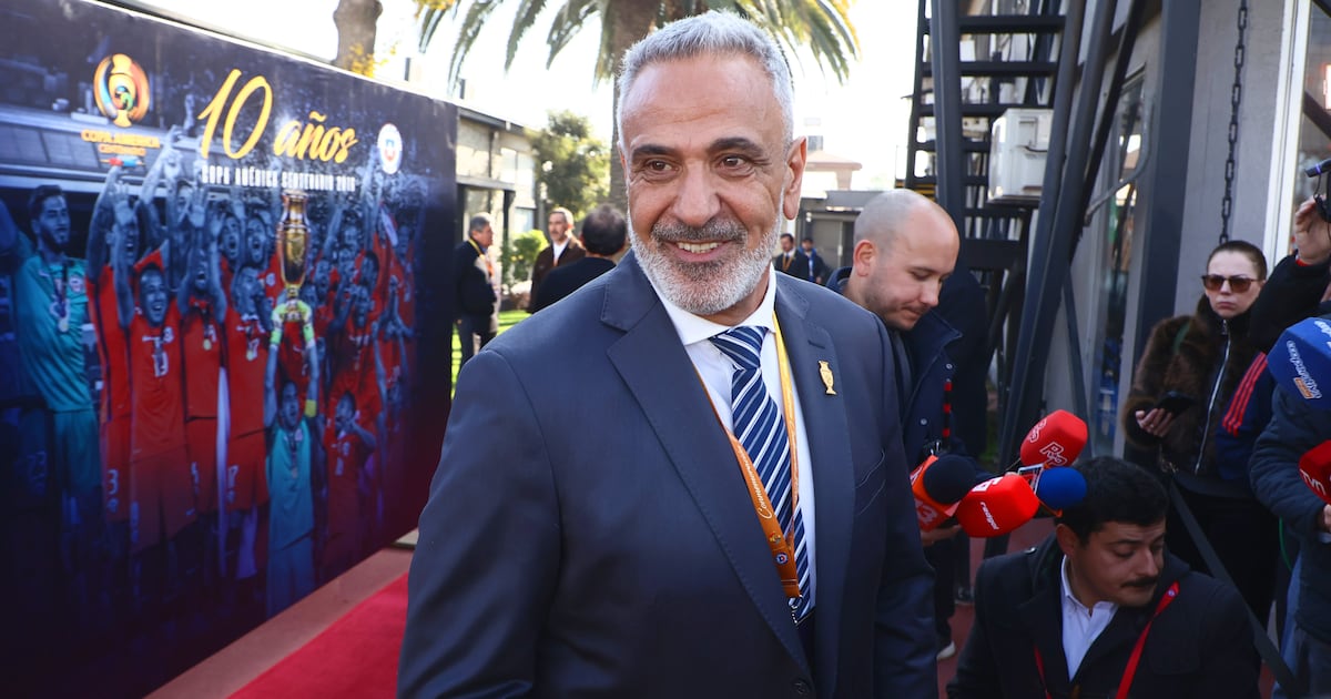 Con Milad como presidente de la Federación hasta febrero: exigencias de la FIFA desatan una tormenta en el fútbol chileno - La Tercera