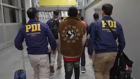Primer vuelo de expulsiones en 2026: 83 ciudadanos extranjeros son deportados desde Chile a Colombia y Bolivia