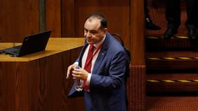 “Me someto a la institucionalidad”: Juez Ulloa tras aprobación de acusación constitucional en su contra