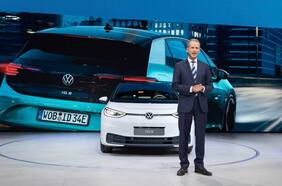 Volkswagen ve en Apple un competidor real y de recursos ilimitados