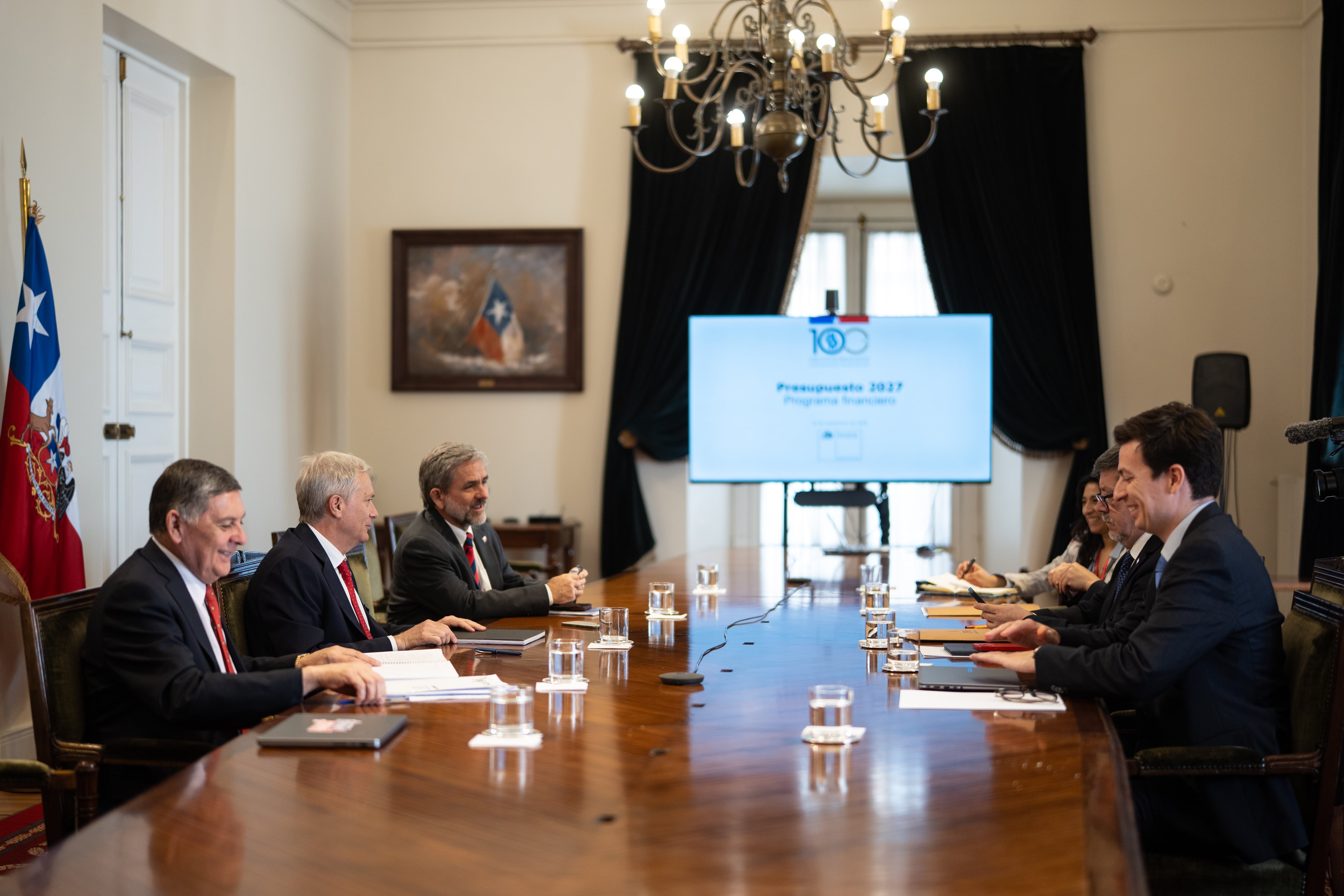 Primer presupuesto de Kast: foco en ministerios “reactivadores” y seguridad