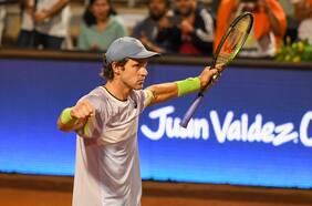 Nicolás Jarry se agiganta ante Jaume Munar y está en la final del Chile Open