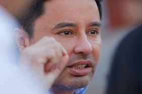 Alcalde Carter emplaza a Boric a propiciar ley de amnistía para carabineros condenados por el 18-O