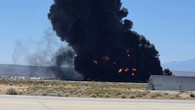 Ocho tripulantes mueren tras accidente de bombardero B-52 durante vuelo de prueba en California