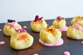 Aprende a hacer bombas de camarón con Fernanda Giacaman